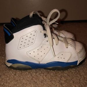 Jordans...WILL GIVE FREE SHIPPING!